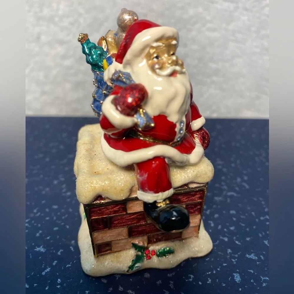 Kubla Crafts Bejeweled Enamel Over Pewter Santa on Chimney Trinket Box